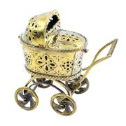 Фигурка-шкатулка 90146 "Коляска"