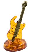 Янтарь фигурка 2-089 "Гитара"