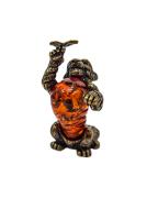 Фигурка "Тигр с бабочкой"