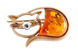Янтарь брошь L3035 "Спящий котик"