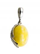 Янтарь подвеска P0250